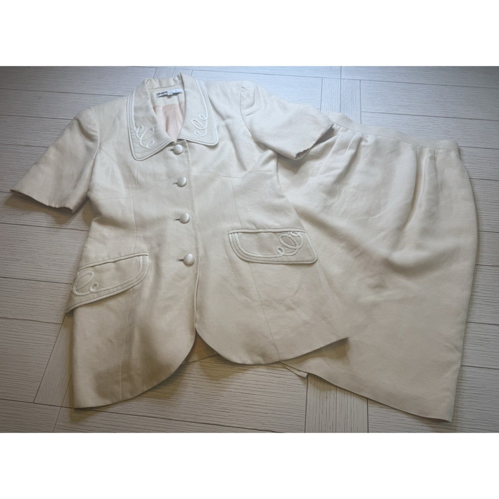 KRISTINN STEINARR‎ Linen 2 Piece Skirt And Short Sleeve Blazer. Butter Yellow. 4